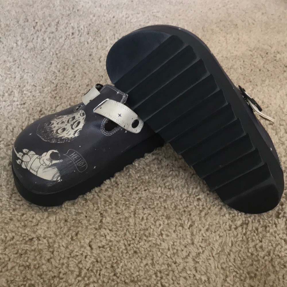 Calceo platform clogs.  Hello MoonMen!! - Picture 7 of 7